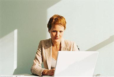 电影《铃芽之旅》上映17天  总票房破7亿